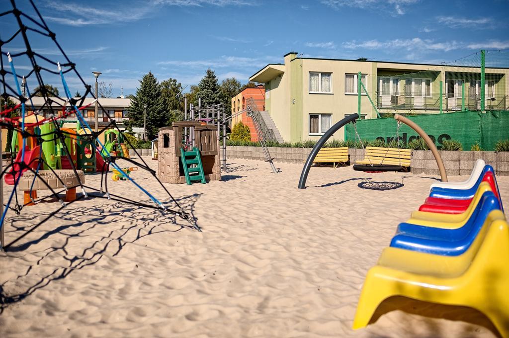 Osrodek Wypoczynkowy Star Hotel Łeba Buitenkant foto
